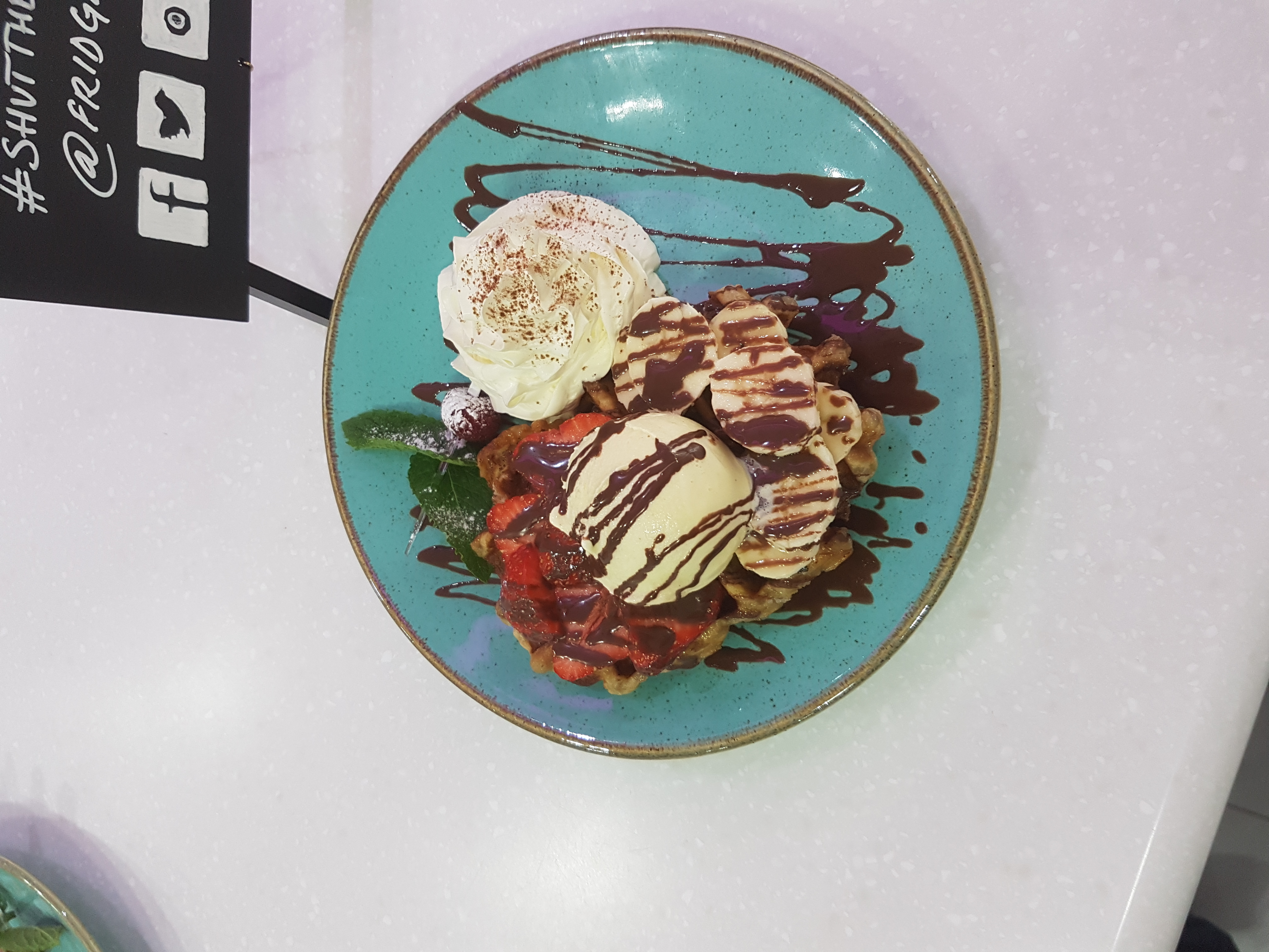 Vafa cu inghetata si banane